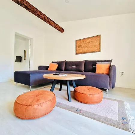 Apartament Sararose